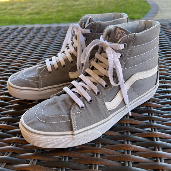 Vans Shoes - Vans hightops, grey canvas/white leather, leather lined, women’s 8.5/ men’s 7
